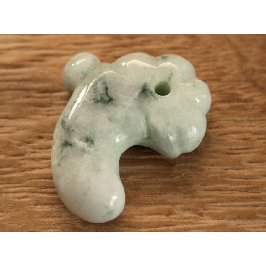 糸魚川翡翠勾玉 M09167 翠雅 作 37mm*29mm*9mm 糸魚川産 ヒスイ製 勾玉