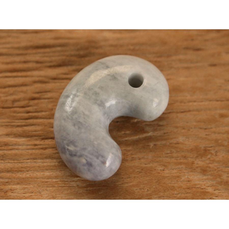 糸魚川翡翠勾玉 M09514 日本ヒスイ鉱業 制作 25mm*16.5mm*8mm 糸魚川産 