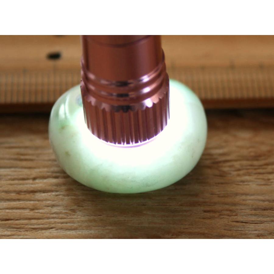 糸魚川翡翠異形勾玉 M09771 清山 作 24.5mm*21mm*9mm 糸魚川産 ひすい 異形勾玉 お守り 魔除け パワーストーン |  | 05