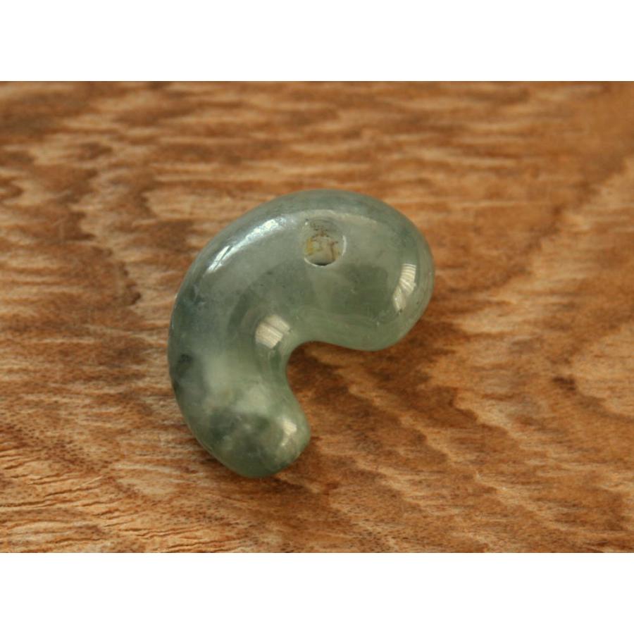 糸魚川翡翠勾玉 M09941 古吹 作 20mm*13.5mm*8mm 糸魚川産 ひすい 勾玉