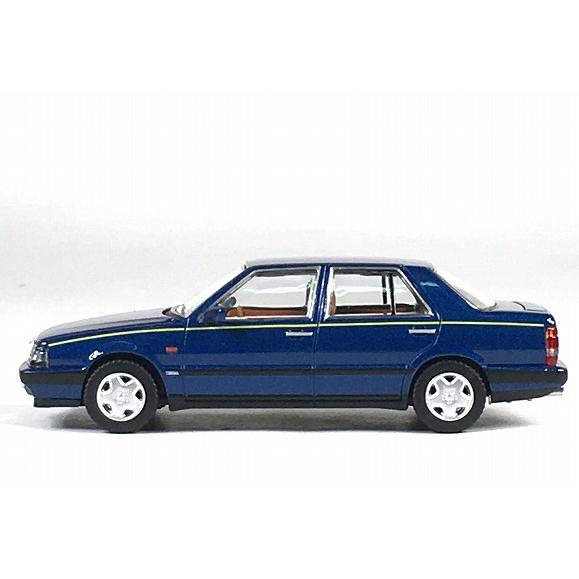 トミーテック LV-N275a ランチア テーマ 8.32 フェーズII (紺) トミカ