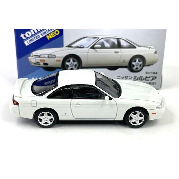 トミーテック LV-N313a 日産シルビア K's TypeS (白) 94年式 トミカ