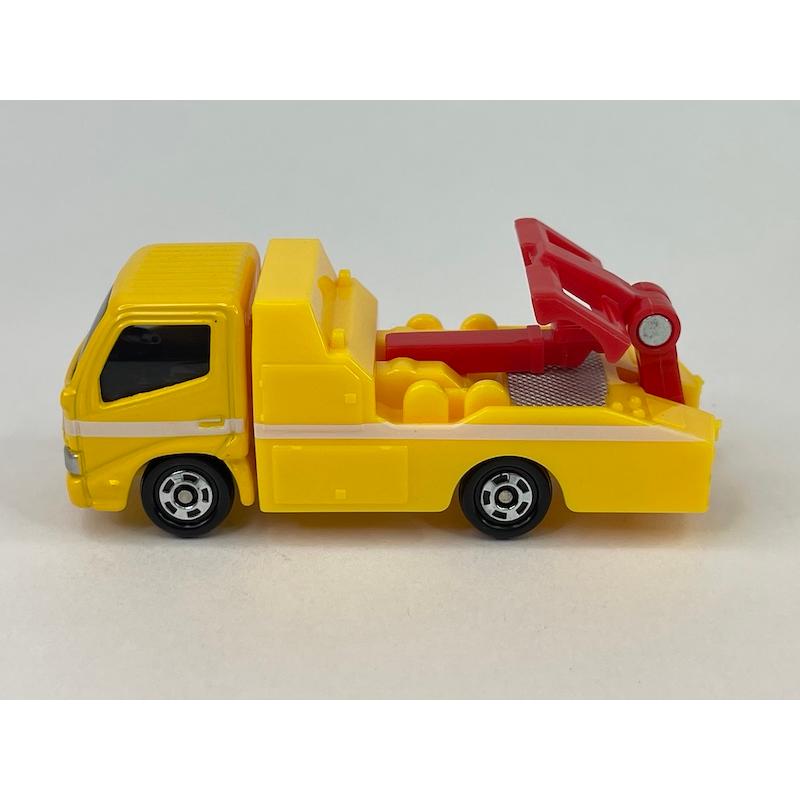 トミカ No.5 トヨタ ダイナ レッカー車 : アイアイアドカンパニー大阪