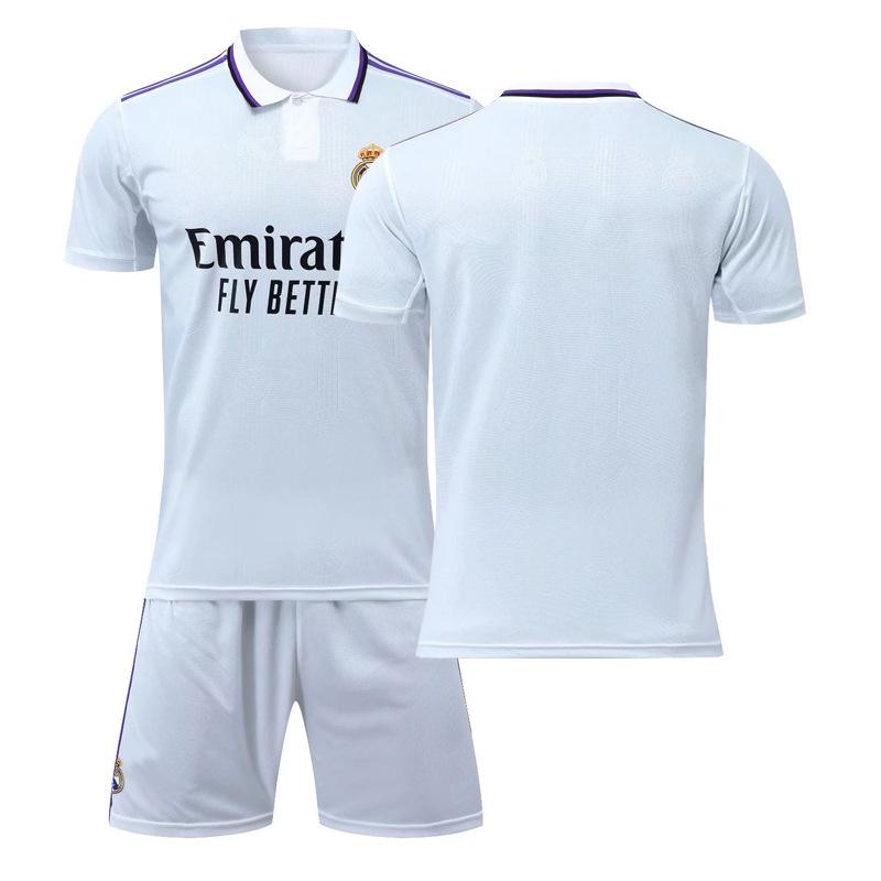 サッカーウェア 子供 大人 レアル・マドリッドのホーム 7番 サッカーウェア 子供 大人 レアル・マドリッドのホーム 7番