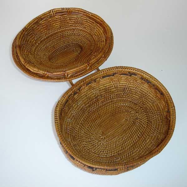 アタ籠　インドネシア　バリ島 インドネシア・バリ島のアタ製 蓋付き楕円かご : あいランド