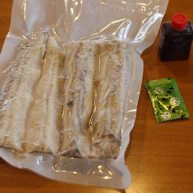 国産 共水うなぎの白焼真空パック １匹分（１１０ｇ）１枚 お取り寄せ グルメ ギフト 【うなぎ料理専門店せしも】 |  | 02