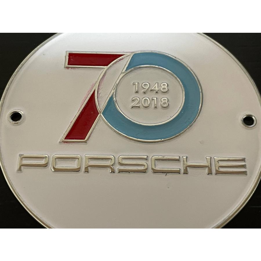 ポルシェ 70周年記念 グリルバッジ ホワイト 限定 非売品 1948-2018