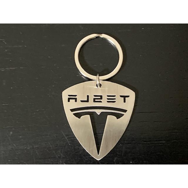 TESLA テスラ エンブレム ステンレス キーリング キーホルダー teslakeyringイーショッピング 通販 Yahoo