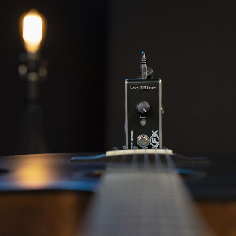 FISHMAN AFX BROKEN RECORD MINI LOOPER/SAMPLER [PRO-AFX-LP2