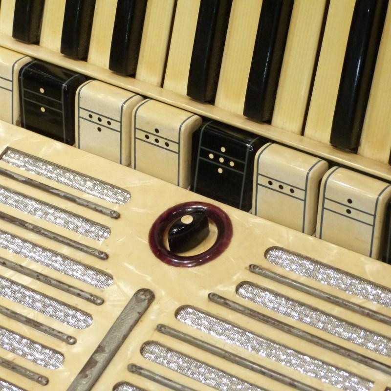 【夏のボーナスセール】【USED】MORINO V N【訳アリ中古品】 【練習(ブルー)】