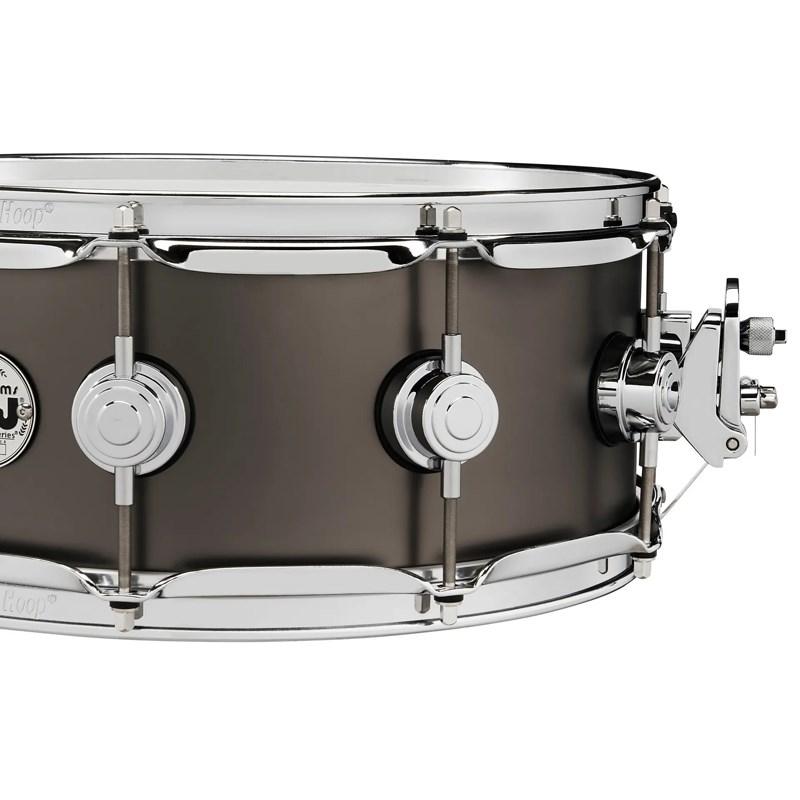 dw DRVD5514SVCBK [Collector's Satin Black over Brass Snare 14''x5.5'']_2