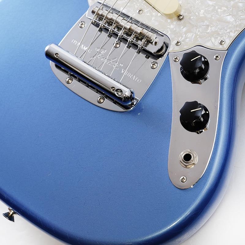 Fender Custom Shop Fender Experience 2025 Exclusive '60s Mustang Deluxe Closet Classic with Matching Painted Headstock (Lake Placid ..._4