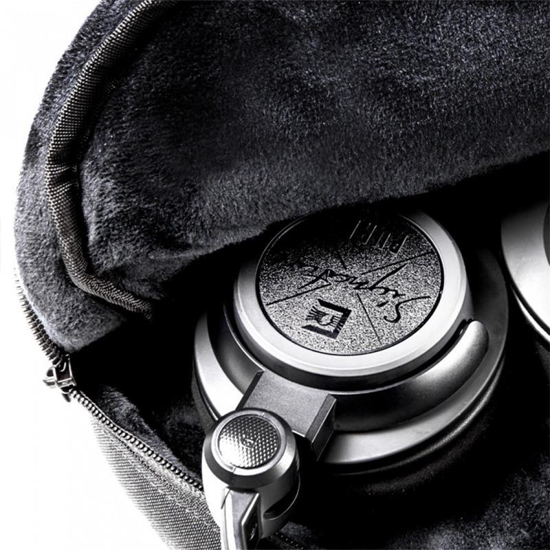 ULTRASONE Signature PURE BLACK (ウルトラゾーン)(モニターヘッドホン