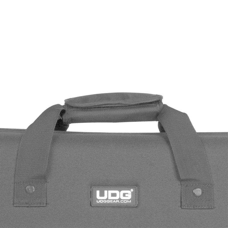 UDG U8301BL Creator コントローラー ハードケース Medium 【MPC LIVE III、Prime GO、DDJ-FLX2等に対応するケース】 | UDG | 07