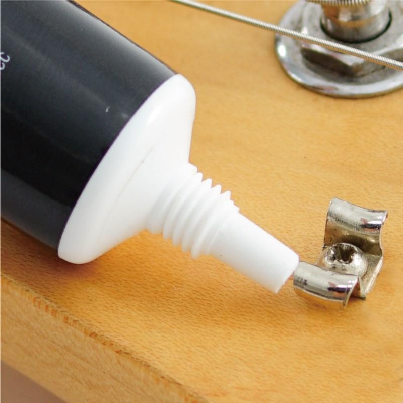 MUSIC NOMAD MN106 TUNE-IT String Insturument Lubiricant [チューニングサポートリキッド] |  | 03