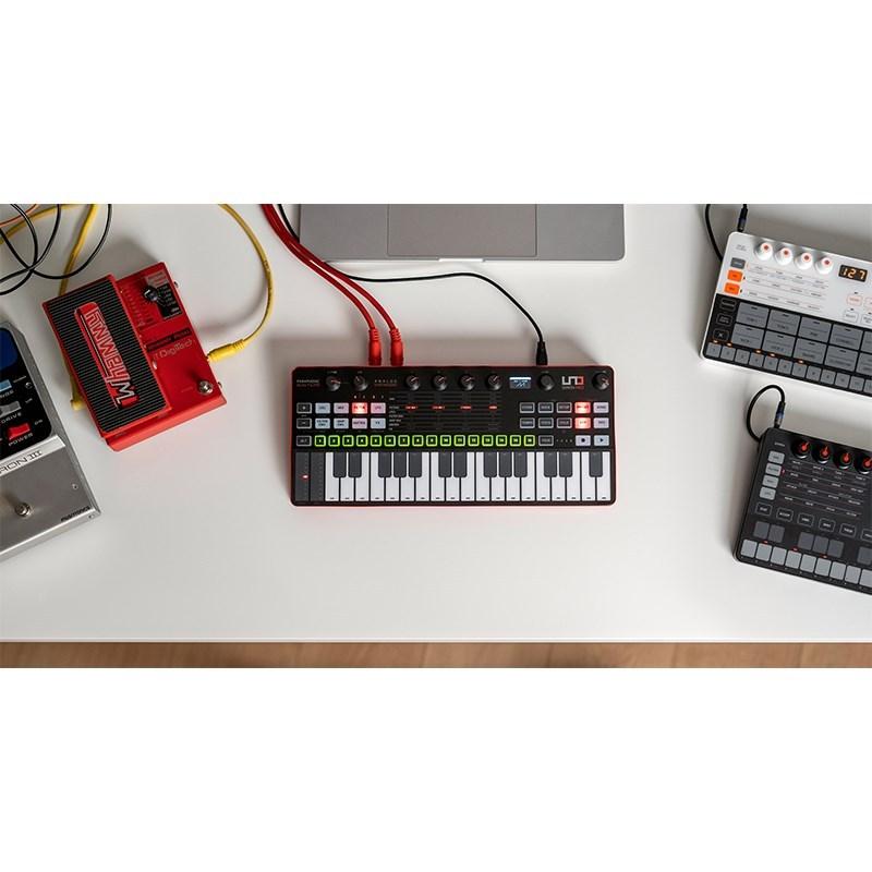 IK Multimedia IK Multimedia UNO Synth Pro Desktop : イケベ楽器店