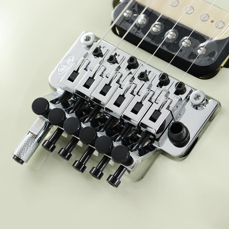 EVH MIJ Series  Signature Wolfgang (Ivory/Ebony) |  | 06