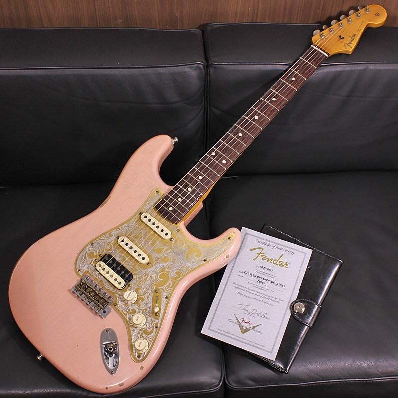 Fender Custom Shop Limited Edition Tyler Bryant Pinky Stratocaster 