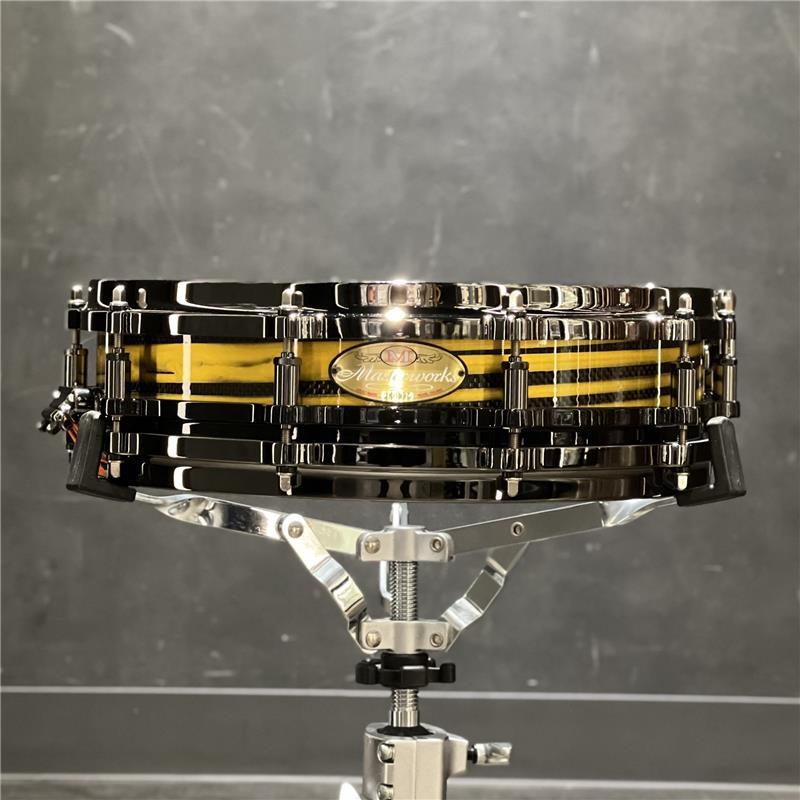 Pearl Masterworks Snare Drum 14×3.5 Free Floating -Gold Swirl on Black Carbon【イケベ楽器店創業50周年記念モデル】