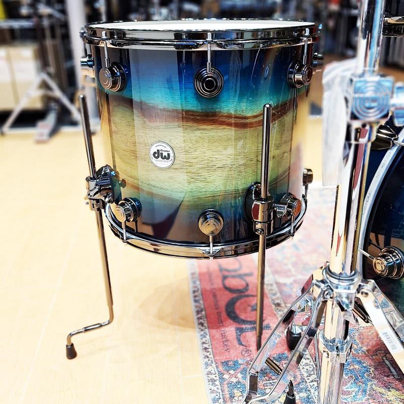 dw 【受注生産品/納期約6か月、ご注文受付中！】Collector's SonicPly 4pc Drum Kit [BD22，FT16，TT12&10 / Natural to Quick Royal Blue Bu... |  | 06