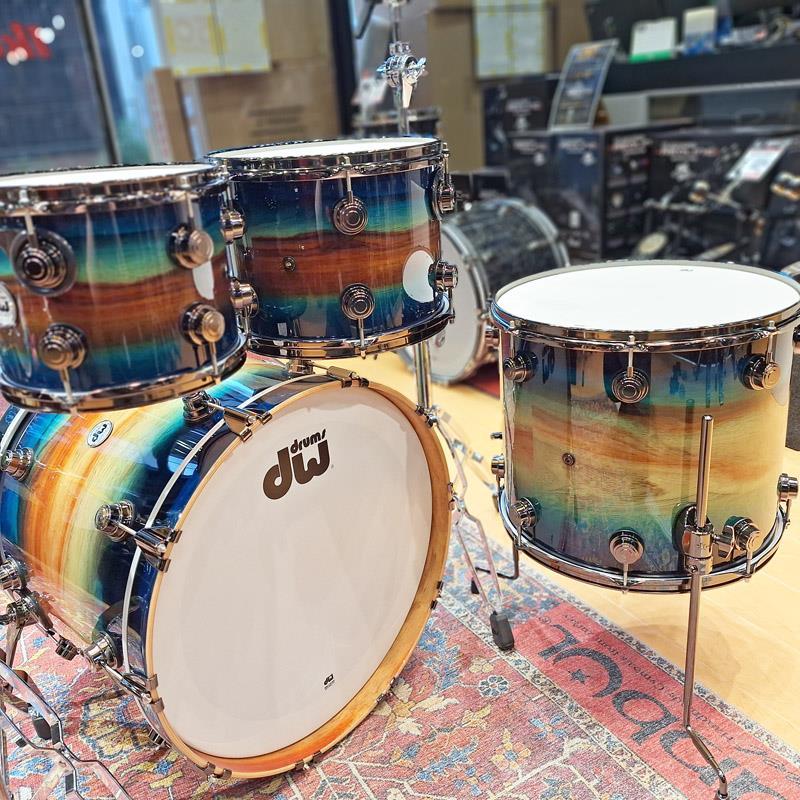 dw 【受注生産品/納期約6か月、ご注文受付中！】Collector's SonicPly 4pc Drum Kit [BD22，FT16，TT12&10 / Natural to Quick Royal Blue Bu... |  | 08