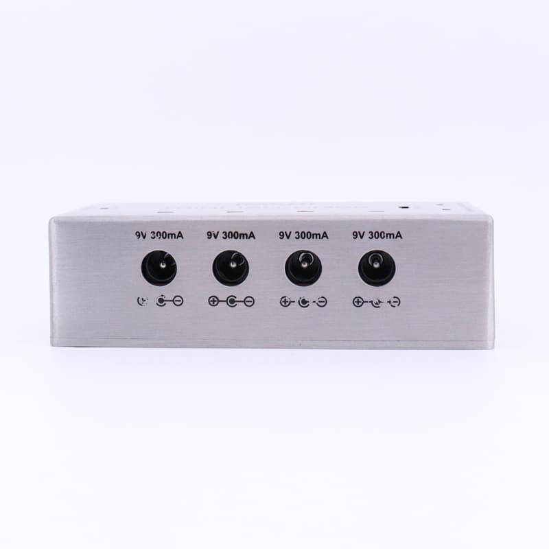 MXR Mini Iso-Brick 中古美品 パワーサプライ MXR Mini Iso-Brick 中古美品 パワーサプライ MXR® MINI ISO-BRICK