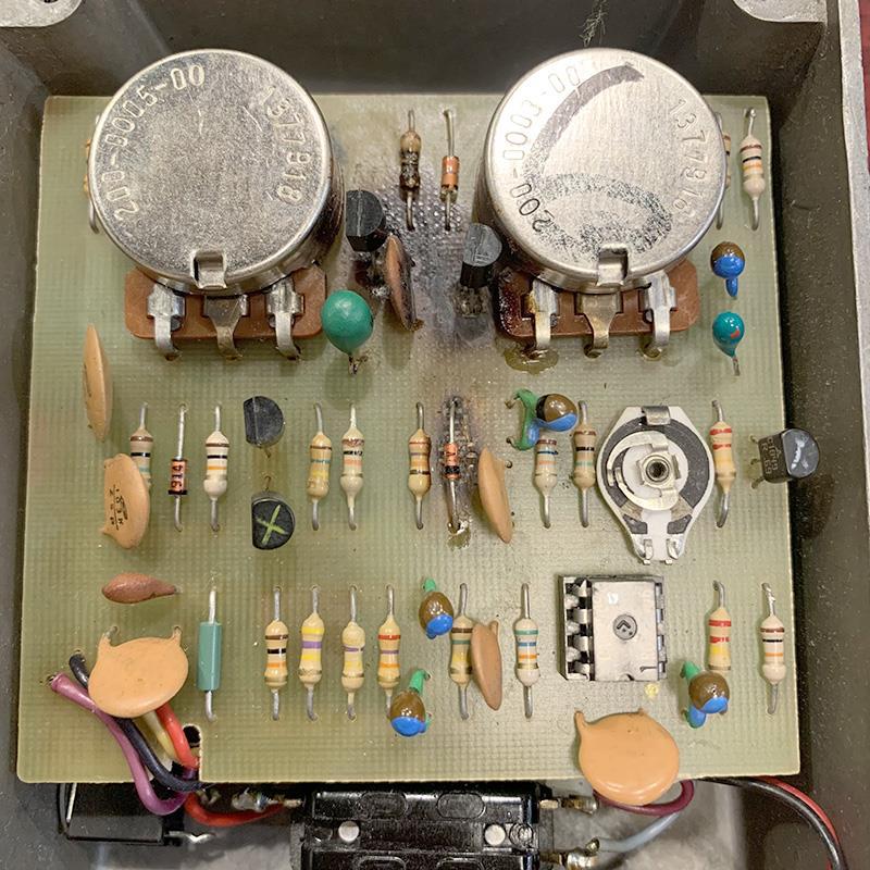 ROSS VINTAGE Compressor Gray Case '79 : イケベ楽器店 - 通販