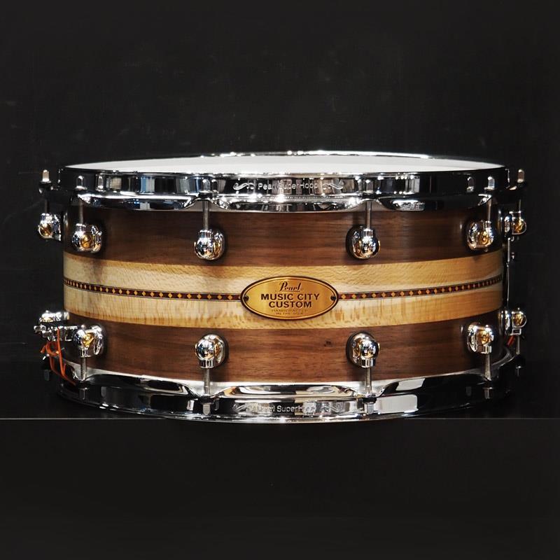 Pearl MCCW1465S/C #1008 Music City Custom -USA Solid Walnut Shell Snare Drums 14×6.5- [Quartersawn Sycamore Chevron with Ebony Bord... | Pearl