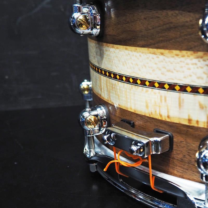 Pearl MCCW1465S/C #1008 Music City Custom -USA Solid Walnut Shell Snare Drums 14×6.5- [Quartersawn Sycamore Chevron with Ebony Bord... | Pearl | 07