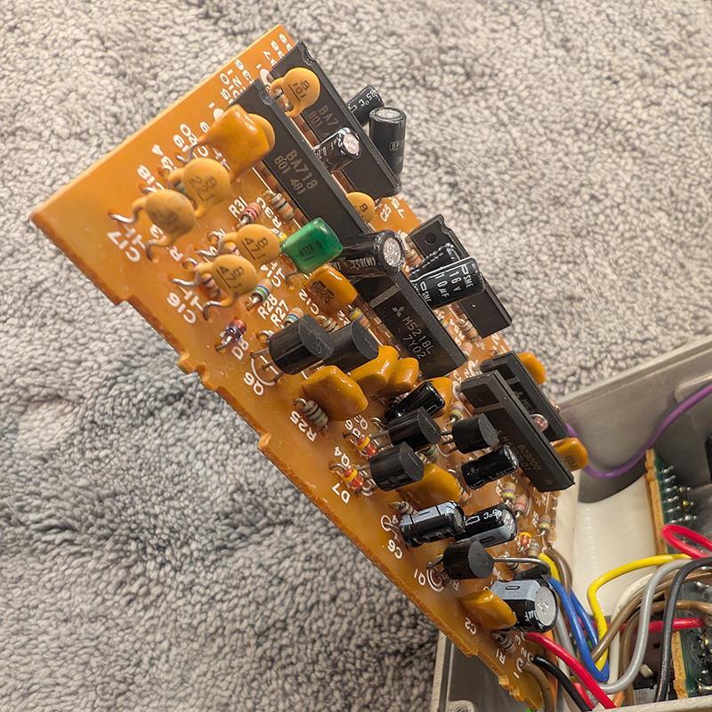 BOSS（ボス） BOSS VINTAGE FT-2 Dynamic Filter '88 : イケベ楽器店