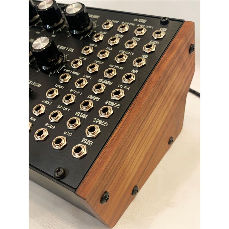 MOOG（モーグ） moog Labyrinth ラビリンス 【展示入替特価品】 (セミ