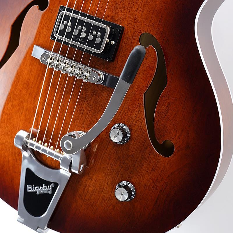 Godin 5th Avenue Uptown Custom T-armond Havana Burst 展示限定
