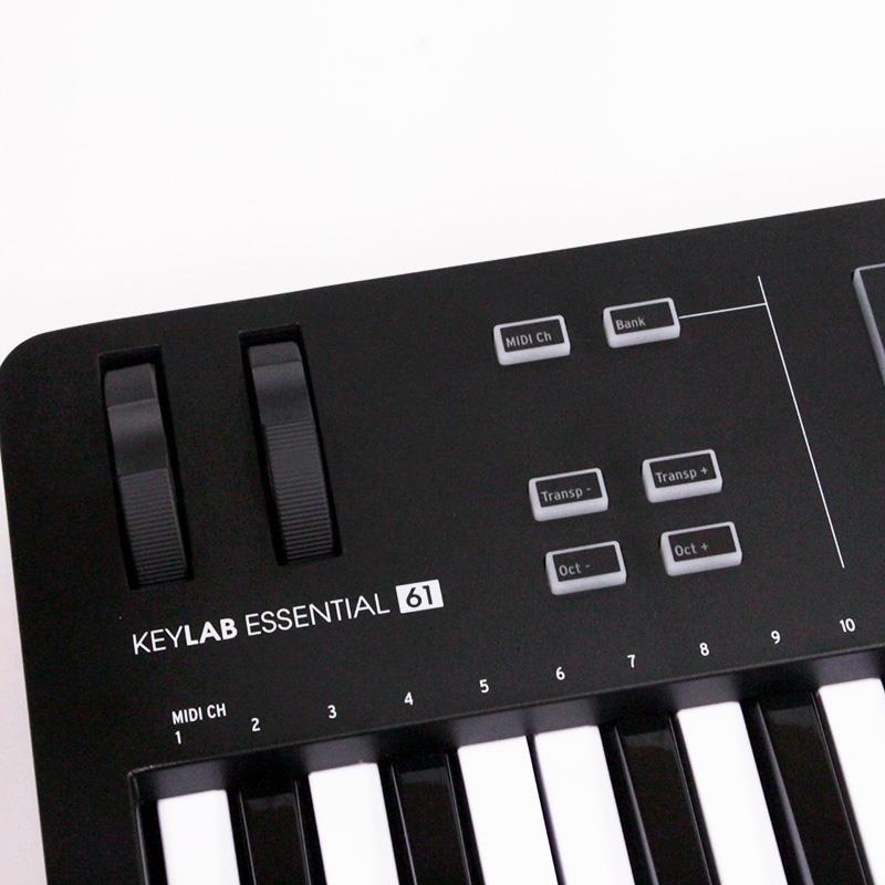 Arturia USED 中古 KeyLab Essential 61 mk3 BK (KEYLAB ESN 61 MK3 BK)(アートリア)(MIDIキーボード)(61鍵) |  | 02