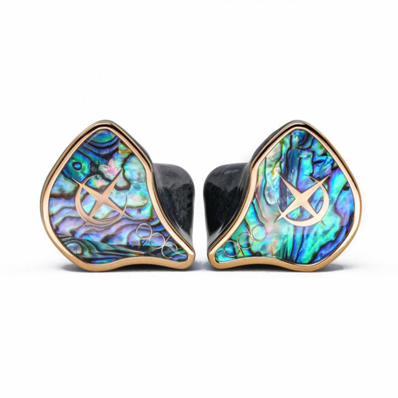 QDC Emperor 国内正規 美品 ハイエンドイヤホン qdc qdc EMPEROR (イヤモニ)(キューディーシー)(有線イヤホン)(IEM