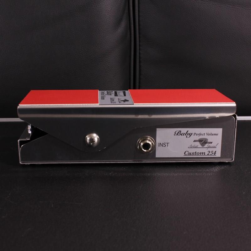 shin’s music Guitars Station Artist Special Smooth Taper Baby Perfect Volume [Custom 254] Red Tolex |  | 03
