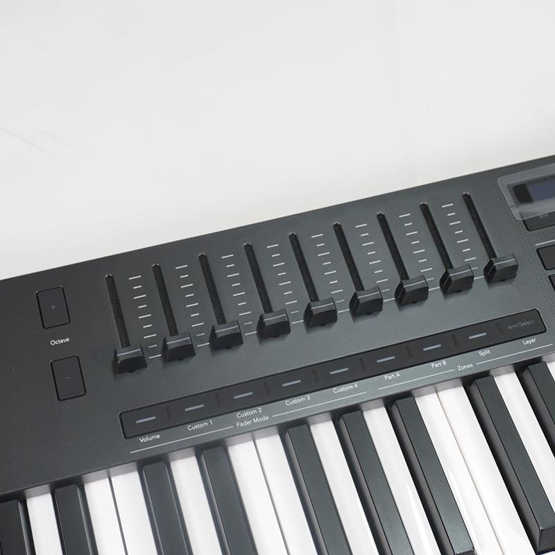 NOVATION USED 中古 Launchkey 61 Mk4 (ノベーション)(ラウンチキー)(61鍵盤USB・MIDIコントローラー) |  | 03