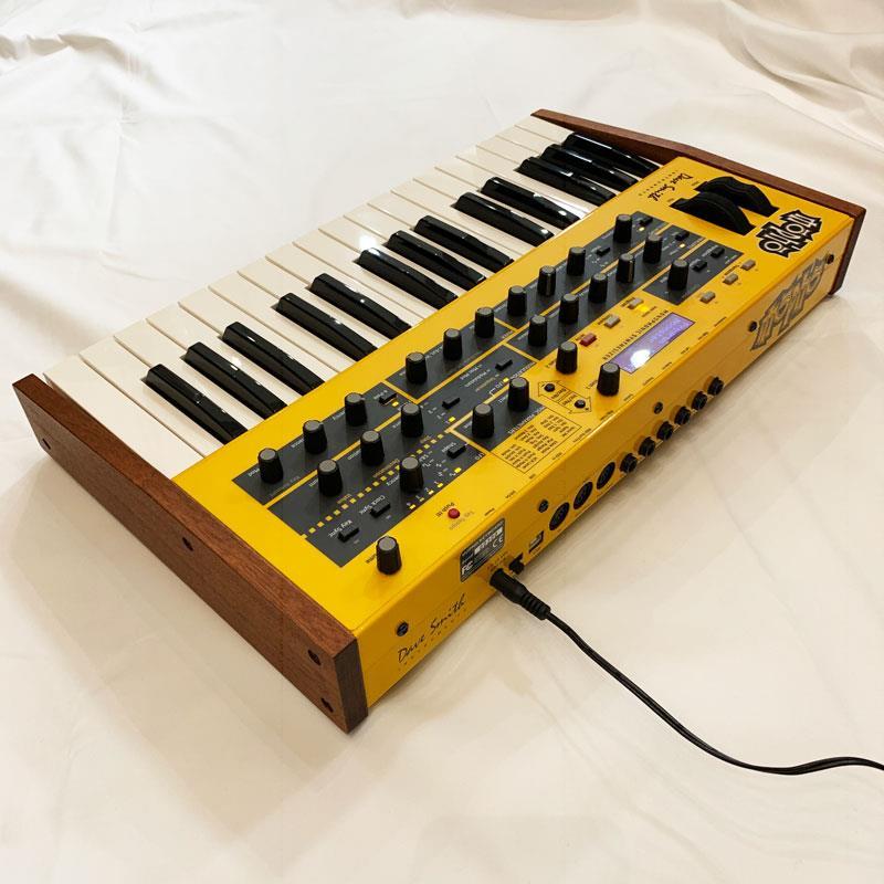 DAVE SMITH INSTRUMENTS USED　中古品　Mopho keyboard ※配送事項要ご確認　デイヴスミス |  | 01