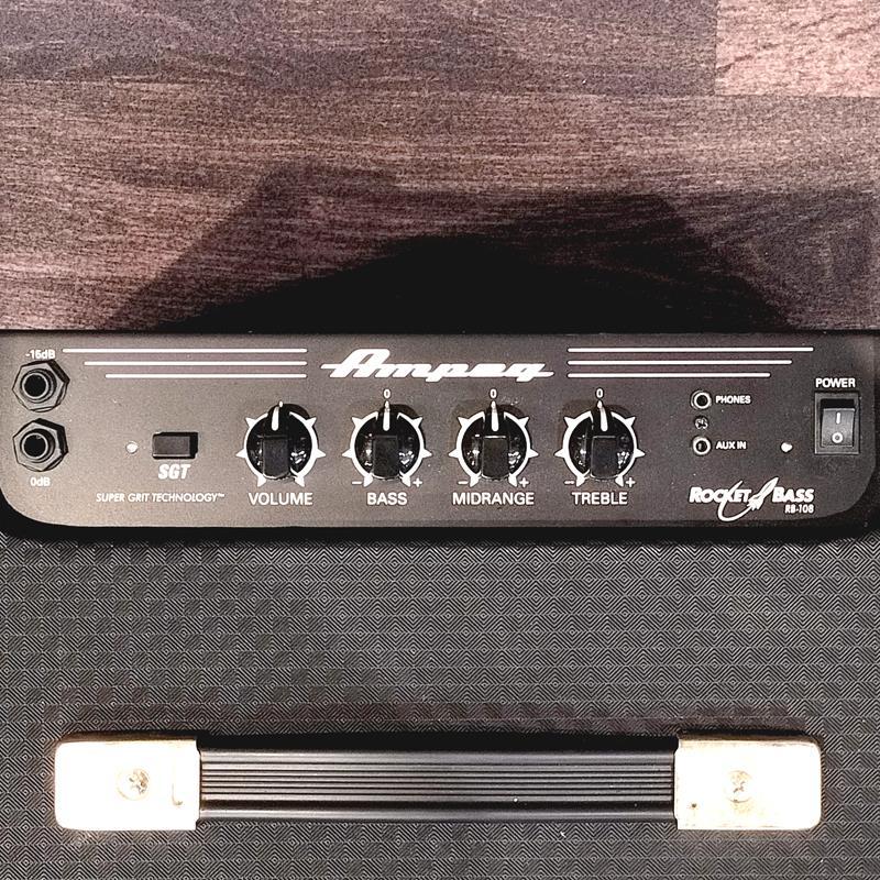 Ampeg USED 中古 RB-108 |  | 02