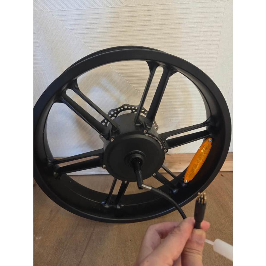 20インチ キャスターホイール 後輪モーター付き R7pro V8 F7 ディスク、8段スプロケット付 9PIN |  | 03