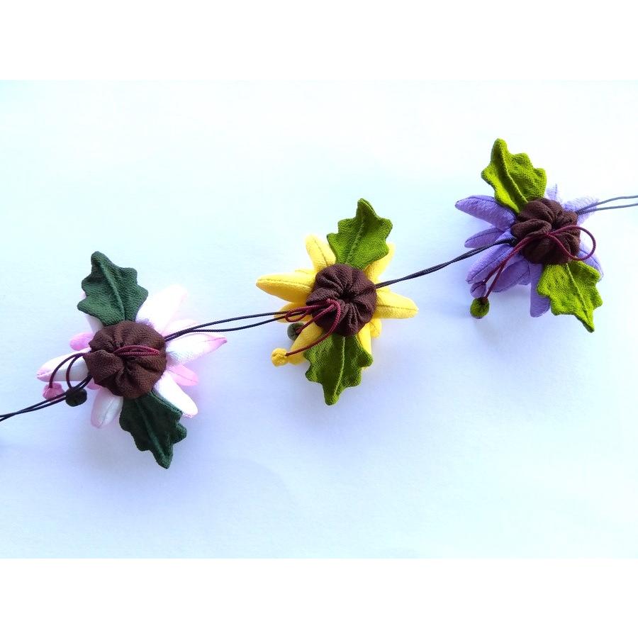 ちりめん細工 菊 きく 3連 つるし飾り 縮緬 手作り 逸品 ハンドメイド
