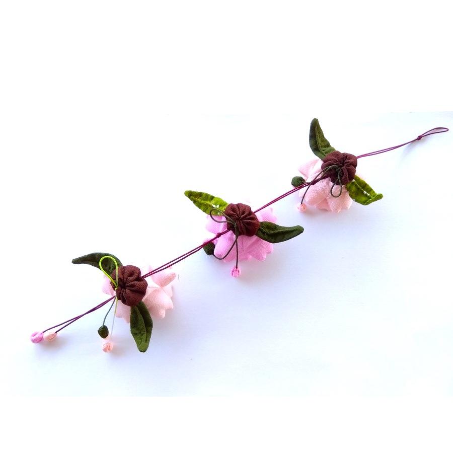 ちりめん細工 桜 さくら 3連 つるし飾り 縮緬 手作り 逸品