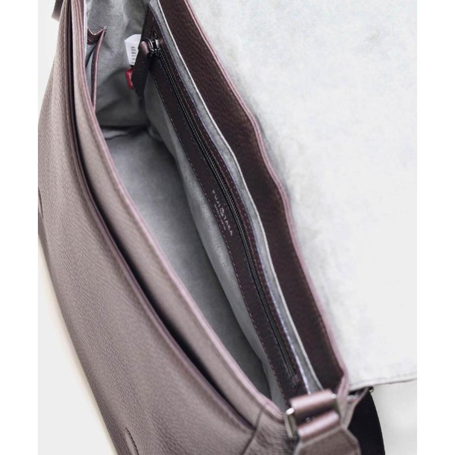 FUJITAKA フジタカ 公式 かぶせ レザーショルダーバッグ A4 (アルタ