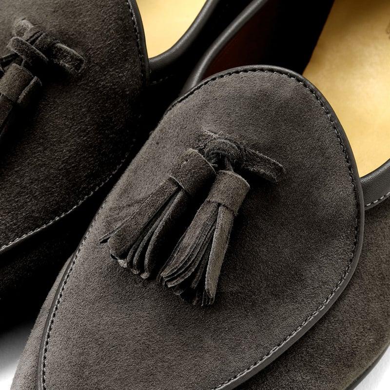 ボードインアンドランジ BAUDOIN & LANGE ／国内正規品／ カーフスエードタッセルローファー「SAGAN CLASSIC TASSELS」（BARK GREY／バークグレー）の画像