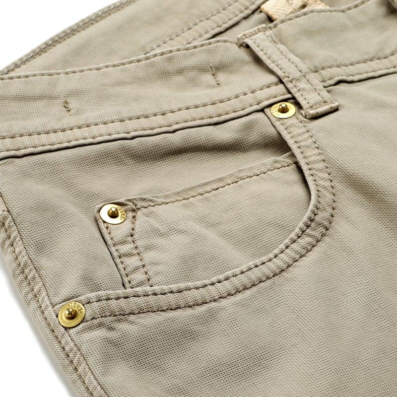 ブリリア 1949 BRIGLIA ／ 製品染めコットンストレッチ