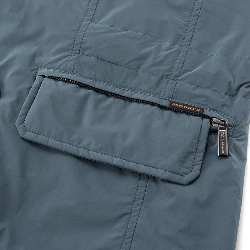 【SALE】 ムーレー MOORER ／国内正規品／ 撥水軽量シルキーマットナイロン立ち襟セミダブルジャケット「NABUCCO-OS」（DENIM／ブルーグレー）の画像