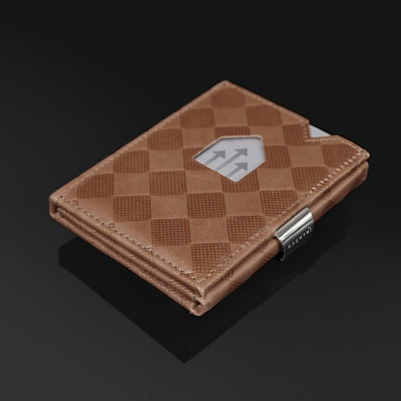 EXENTRI WALLET (エキセントリ ウォレット)サンドチェス 本革 三つ折り