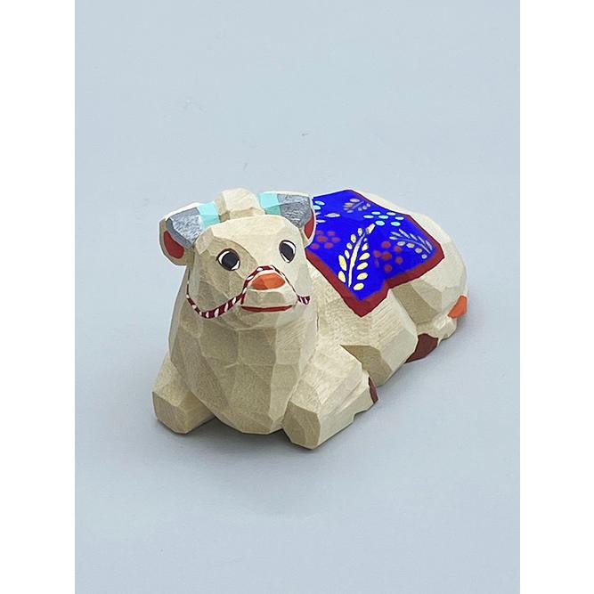 干支置物 丑 うし 木地 花飾り青 小サイズ 奈良一刀彫 楠 人形 木地 ウシ うし 牛 Eto Ushi Kiji Ao M 一刀彫高橋勇二 通販 Yahoo ショッピング