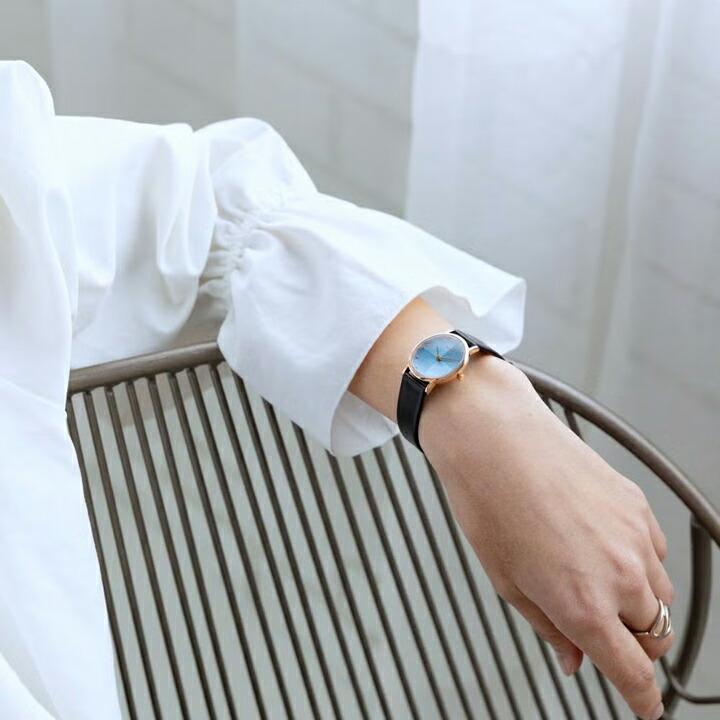 BERING ベーリング クラシックスカンジナビアン アイスブルー クォーツ 26mm レディース 腕時計 正規品 3年保証 13426-468の画像