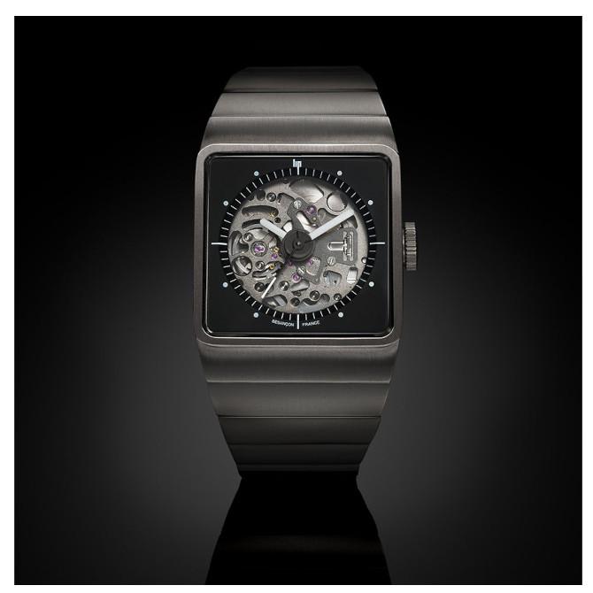 リップ LIP Big Tv titanium squeleton 自動巻き 35mm チタン 5気圧