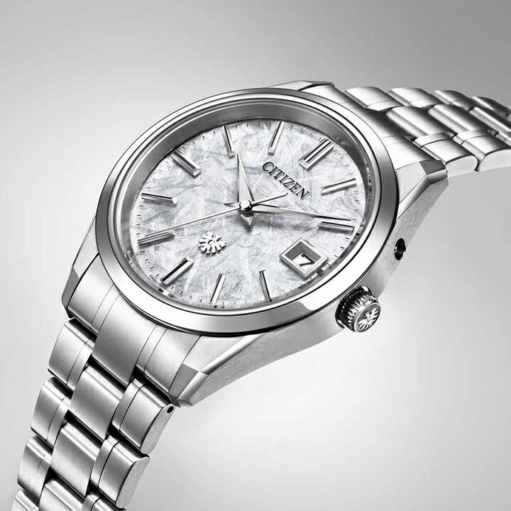 美品　稼動品　CITIZEN シチズン　メンズ　腕時計　クォーツ　チタニウム The CITIZEN ザシチズン 高精度年差エコ・ドライブ 年差±5秒 スーパー
